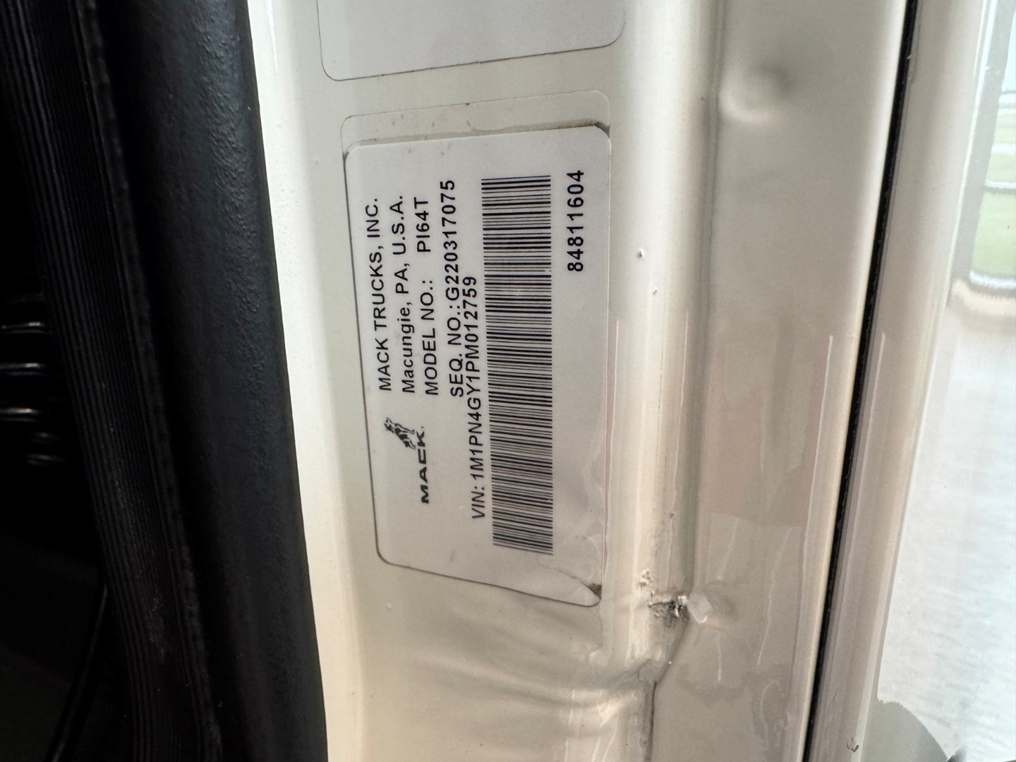 Used 2023 Mack Pinnacle - image 21